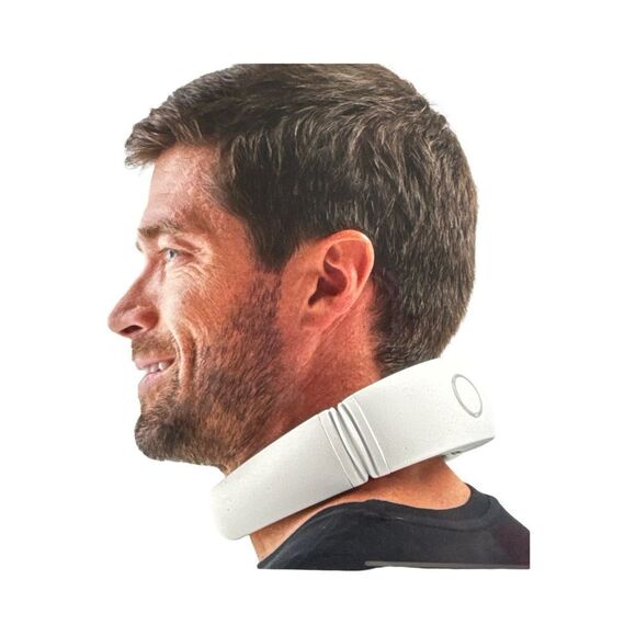 Sharper Image 3-in-1 Heat Neck Therapy With Remote  with Remote - Picture 2 of 6